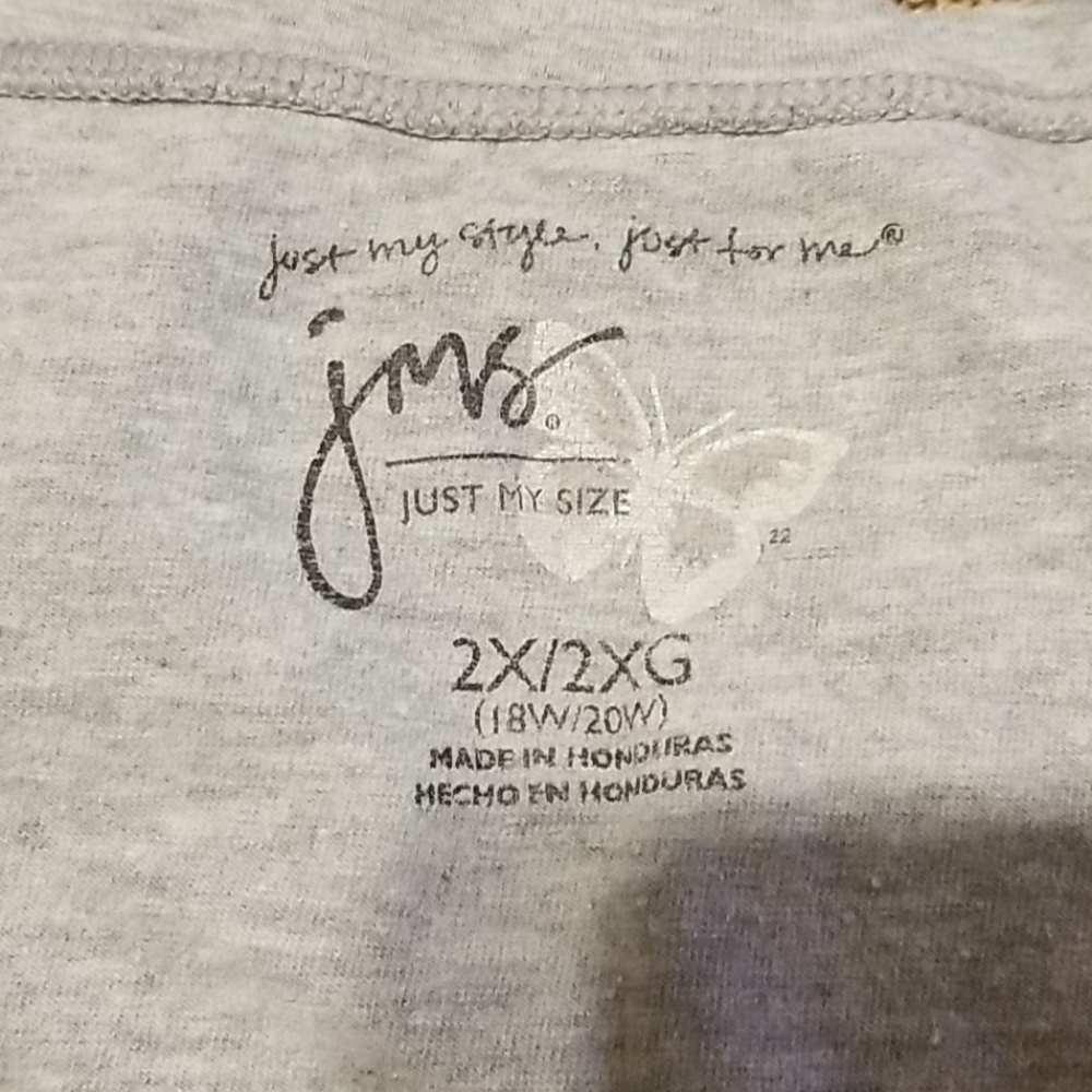 Shirt - Picture 3 of 3